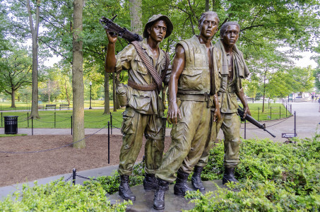 The Three Soldiers statue, part of the Vietnam Veterans Memorial in Washington DC, USA