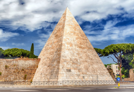Scenic view of the Pyramid of Cestius, iconic landmark in Testaccio district in Rome, Italy