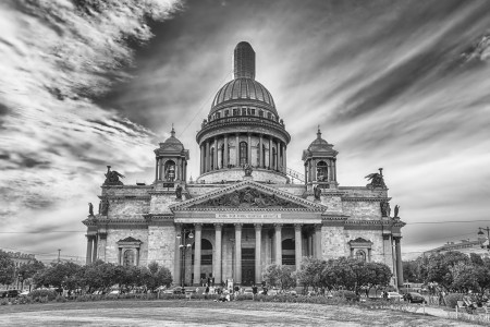 The scenic Saint Isaac's Cathedral, iconic landmark in St. Petersburg, Russia